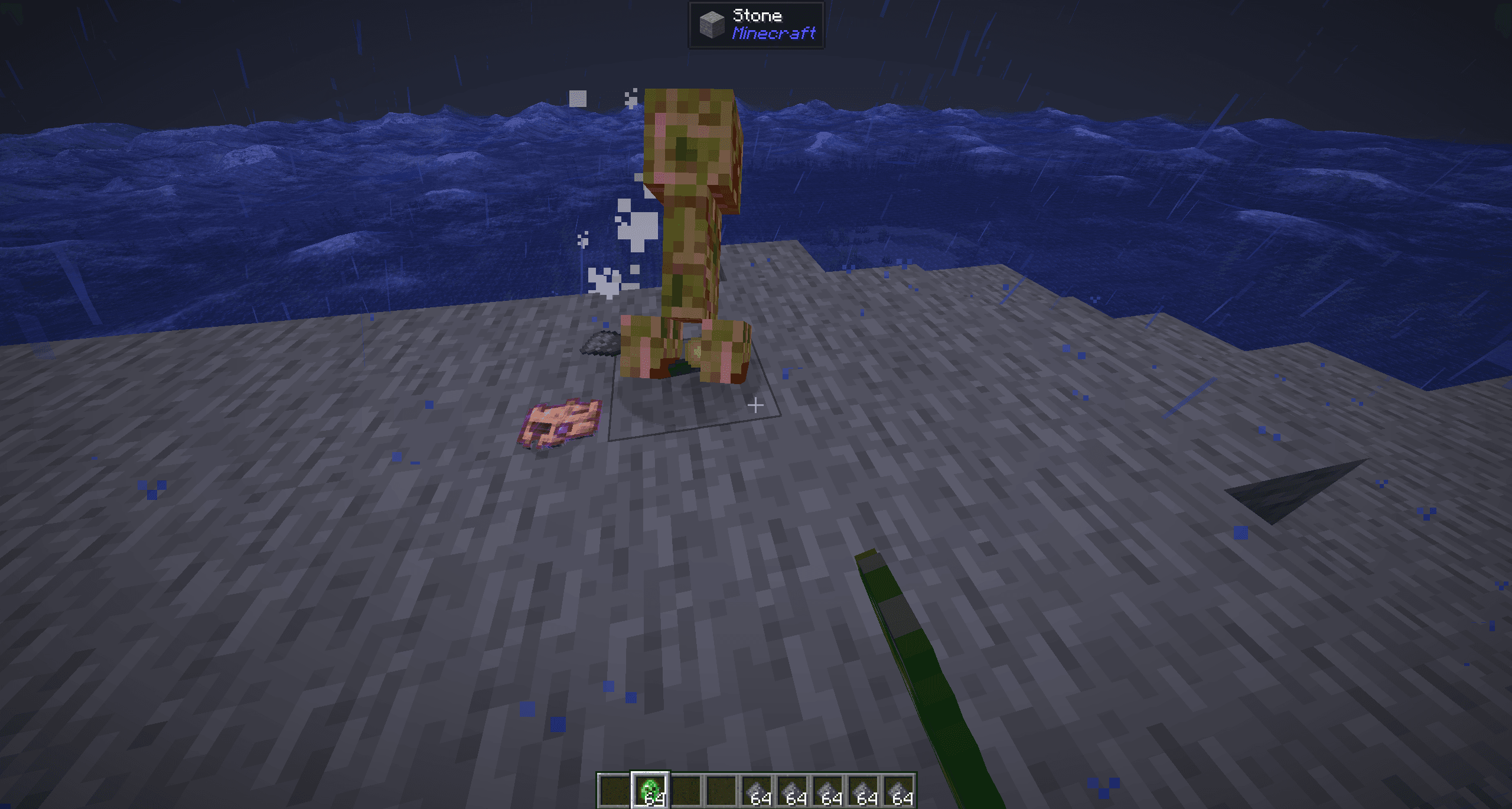 Golden Hostbane Crown - media 3